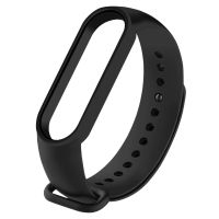 Ремешок для Xiaomi Mi Band 5 силиконовый <черный> ― Spb.OnlineBazar.su