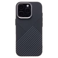 Чехол для Apple iPhone 16 Pro пластиковый Luxo Carbon (рис. 122) ― Spb.OnlineBazar.su